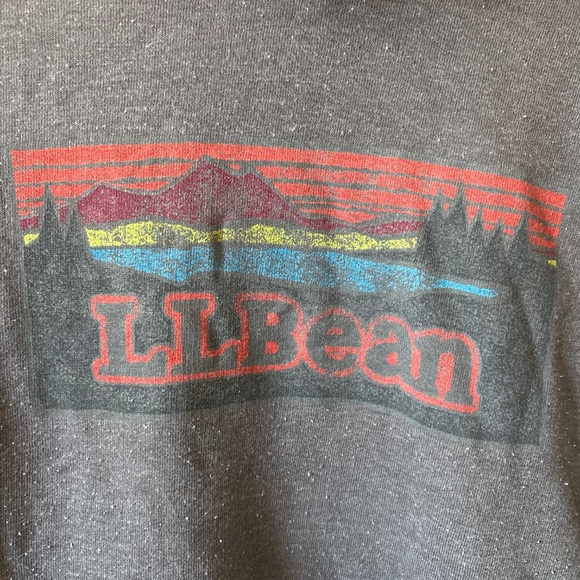 L.L bean sweatshirt - Picture 3 of 3